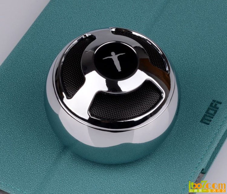 吉祥数码苹果控 超薄控 时尚大方的充电宝<em>泡妹</em>