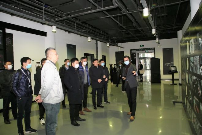 余承东到访北汽,搭载华为智能汽车解决方案的ARCFOX HBT今年将交付