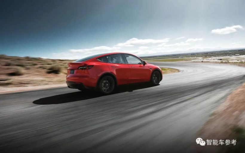 特斯拉 Model 3 售价降至 23 万元,2 年内累降 12 万,车主:已麻木