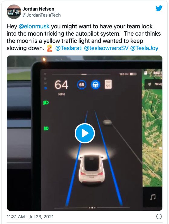 特斯拉马斯克:我曾用一件 T 恤骗过我们家 Autopilot 系统