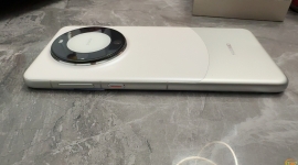 华为Mate 60Pro白沙银12+512G成色99新极品2099一将出品