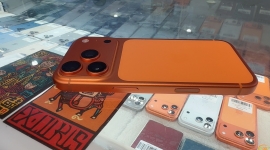 iPhone 17 Pro国行256G星宇橙999新原装气密6988一将出品