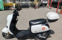 9成新雅迪锂电池新国标欧曼3.0，熊友秒价1799