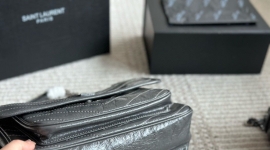 YSL 特价处理