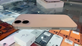 iPhone 17国行256G白色完美0充电4888一将出品