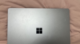 出台Surface Laptop Go2