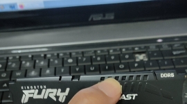 金士顿fury ddr5 16g   无休无拆
