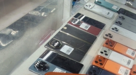 iPhone 17 Pro Max美版无锁256G星宇橙999新原装6688一将出品