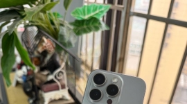 苹果15pro 256国行 原装机3400不讲价