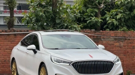 3.68万2019年红旗H5
