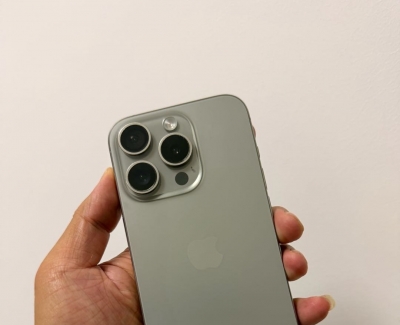 2399出苹果15pro 256g国行