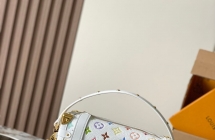 辛苦一年了给自己买点好的 必发