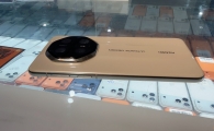 华为Mate 70RS非凡大师16+1T皓白95新后盖小瑕疵3999一将出品