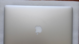 15年苹果MacBook Pro、A1398、i7四核、16+256、视网膜=999