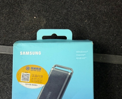 出一块三星 T5 EVO2T