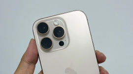 4500出苹果16pro 256g国行金色钛金属