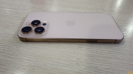 iPhone 16 Pro Max国行256G沙漠钛金属换过后玻璃5399一将出品