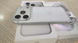 iPhone 17 Pro国行256G银色全新全套完美7388一将出品