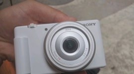 SONY ZV1F，微单相机，原装95新，1599元