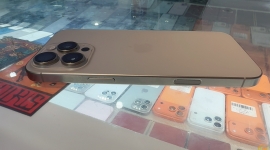iPhone 16 Pro Max国行256G原色钛金属95新原装气密5888一将出品