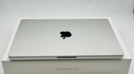出个苹果电脑 Mac pro 14 寸