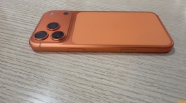 iPhone 17 Pro Max国行256G星宇橙95新原装气密8299一将出品