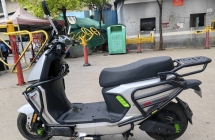 99成新顶配版新国标小九，带电池熊友秒价2499