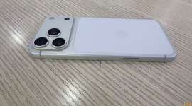 iPhone 17 Pro Max国行256G银色95新高保原装气密前置小彩点7399一将出品