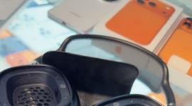 Air Pods Max国行2代蓝色99新在保到明年1888一将出品