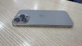 iPhone 16 ProMax国行256G原色钛金属95新原装气密6099一将出品