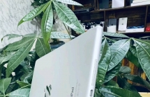 苹果平板iPad5，16G，299元。