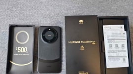 华为mate60pro+ 成色好小瑕疵，一千多