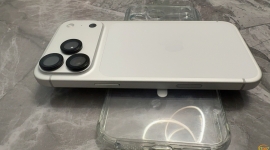 iPhone 17 Pro Max国行256G银色999新高保气密7999一将出品