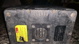 出废品价出一个锂电池