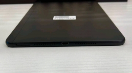 华为平板matePadSE 2023款 10.4寸 插卡版，6+128G 曜石黑 成色95新，999元。