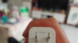 出一加手机拆机充电器