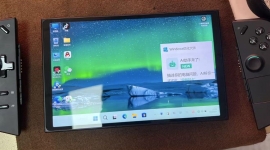 花姐姐 出联想拯救者LEGION GO游戏机 16+1T