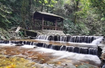 戛洒哀牢山全景深度体验2日游   5月17日发班  电话15987185227