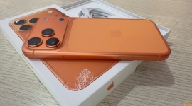 iPhone 17 Pro Max国行256G星宇橙全新全套三星屏8788一将出品