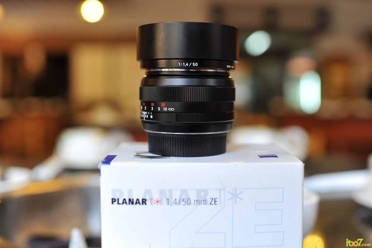 阿龙呢蔡司50 1.4