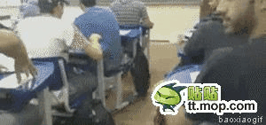 13359745083732475.gif