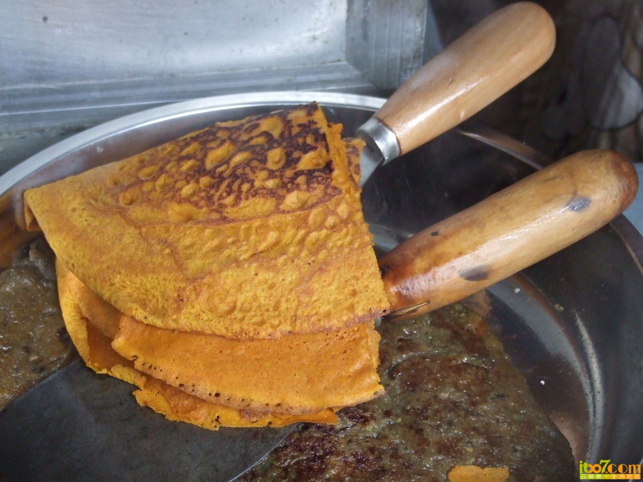 酸浆粑粑（鸡蛋加荞面）.jpg