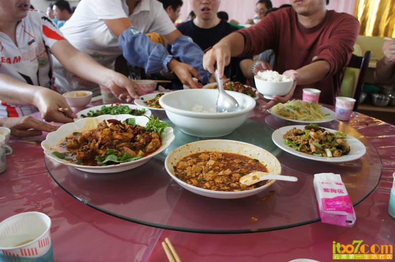 午饭1.jpg