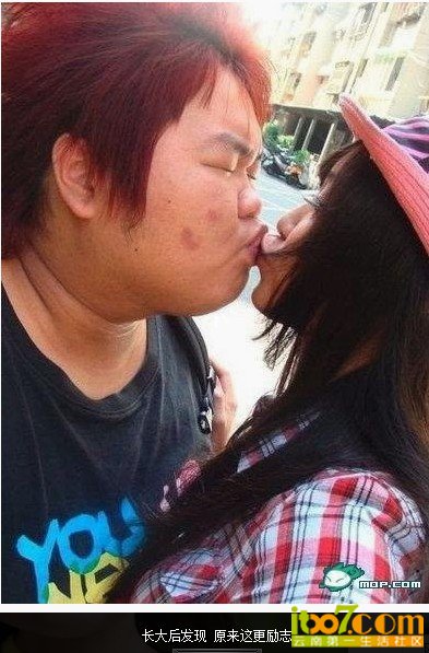 QQ截图20121011120408.jpg