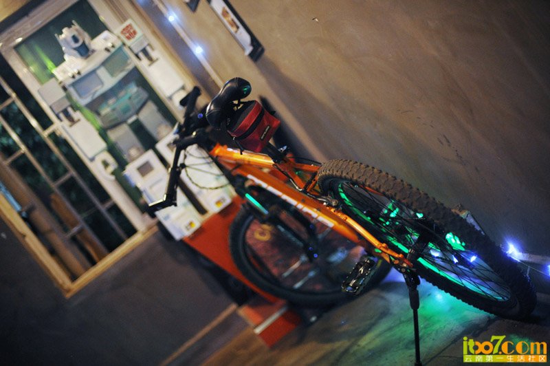 20120514_13271_6dd6565350be91394b9di1dEsSbwyQbh.jpg