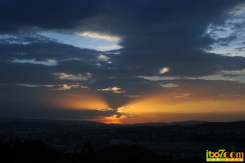 20120614_13271_c9e11d2cb187f215370bp9WTkPRo3EqE.jpg