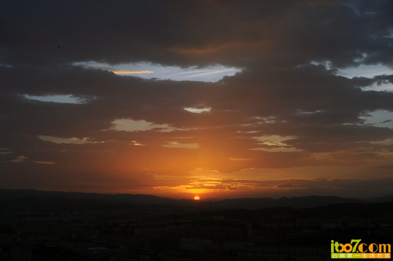 20120614_13271_b92020587bd6e76e2861Av8Q1V1iF381.jpg