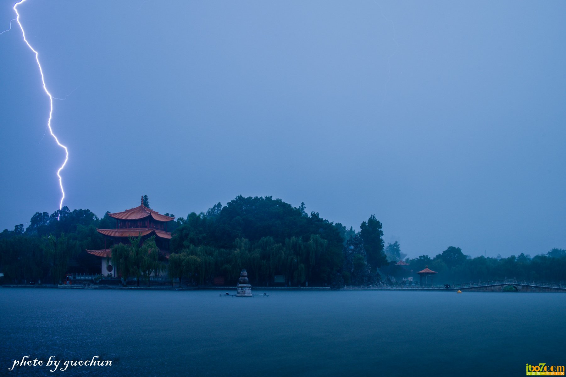 风雨大观楼-6.jpg