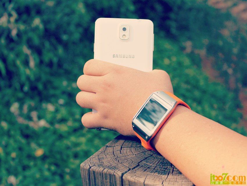 Galaxy Gear 4_副本.jpg