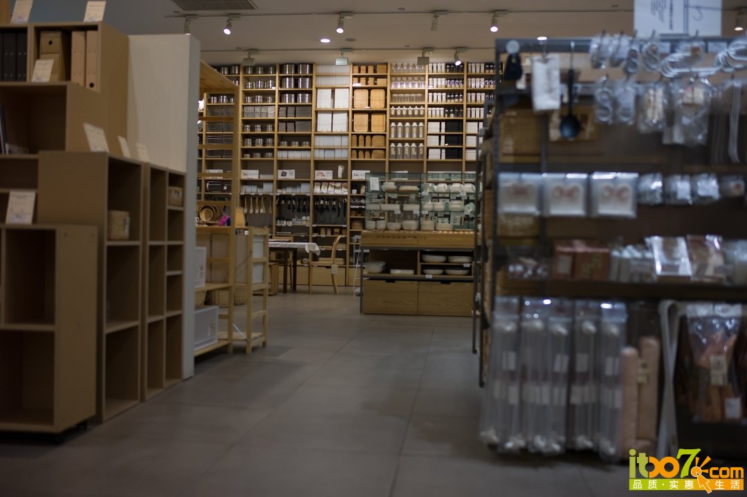 L1000856.jpg